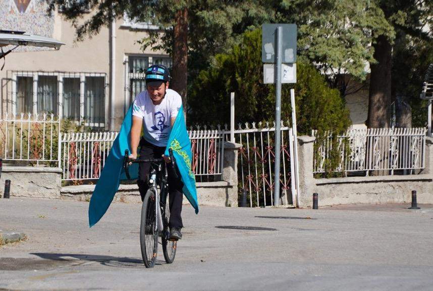 Из Казахстана в Турцию: костанайский велосипедист планирует проехать 5 ...