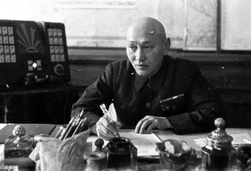 ستالين ونى «شىعىس قىرانى» دەپ اتادى