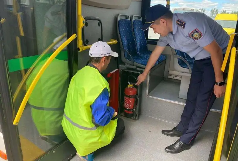 Техническое состояние маршрутных автобусов проверили в Нур-Султане