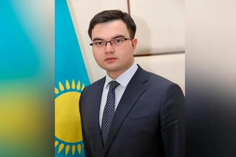 Среди молодежи не должны культивироваться достиженчество и оголтелый карьеризм - Тимур Джумурбаев