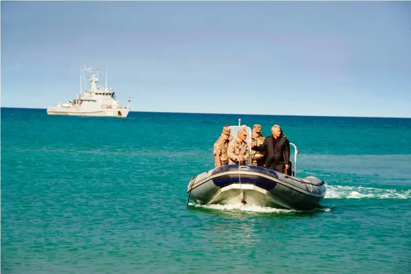 министр обороны