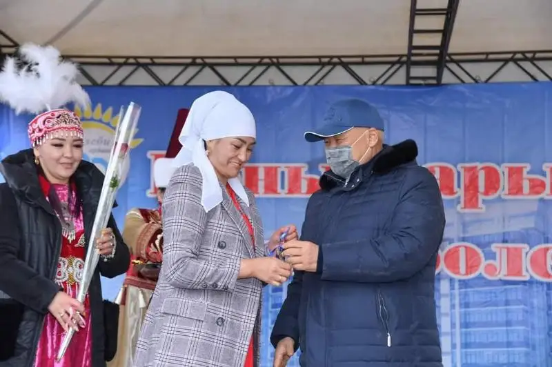 Túrkistan oblysynyń Tólebı aýdanynda 120 otbasy baspanaly boldy