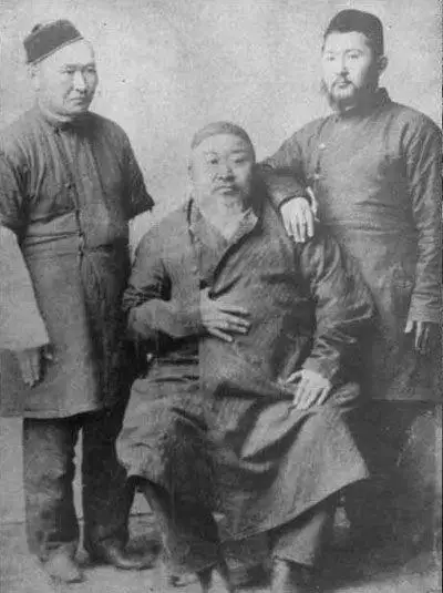 اباي ايگەرىمگە نەشە ولەڭ ارناعان؟