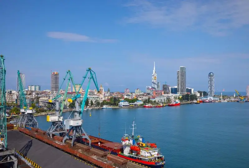 «QazMunaıGaz» basshysy Bakýde SOCAR prezıdentimen kezdesti jáne Batýmıde kompanııanyń aktıvterin aralady