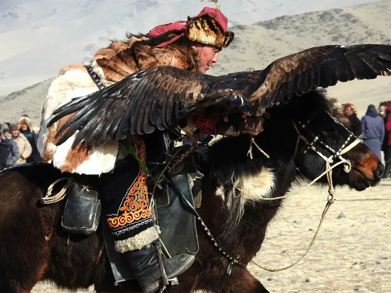 &laquo;Spring Golden Eagle Festival&raquo;: Биыл Баян-Өлгейден 22 бүркітші қатысады
