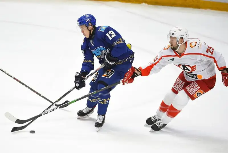 «Барыс» проиграл «Автомобилисту» в матче КХЛ