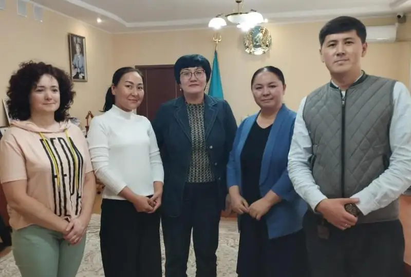 Qaraǵandy oblysynyń pedagogteri páter kiltterin aldy