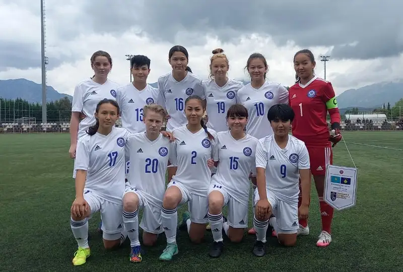 Женская сборная Казахстана стартовала с поражения на Кубке Развития УЕФА