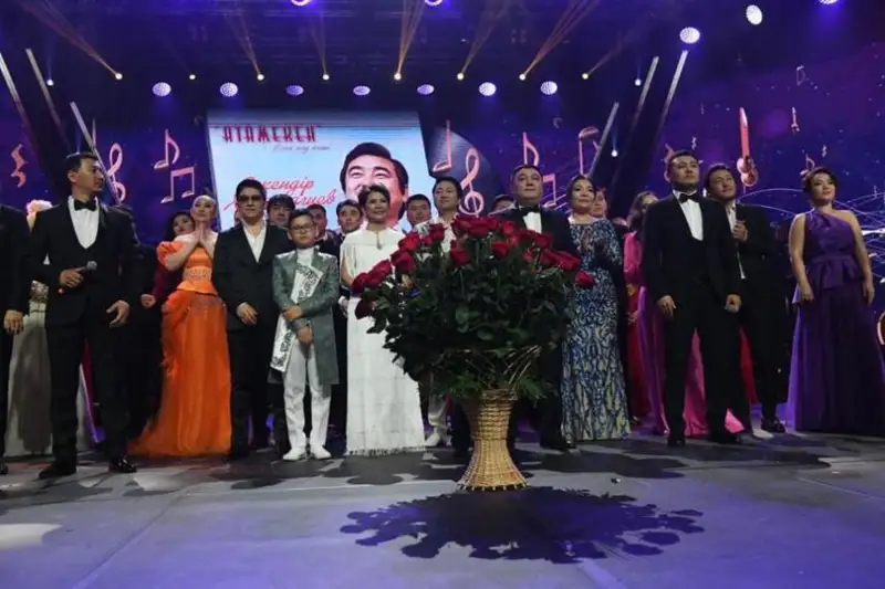 Вечер памяти Ескендира Хасангалиева состоялся в Нур-Султане