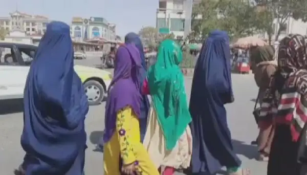 اۋعانستاندا حالىق تالىپتەرگە قارسى شەرۋگە شىقتى