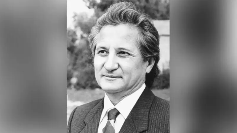 قادىر مىرزا ءالي. عيبراتناما