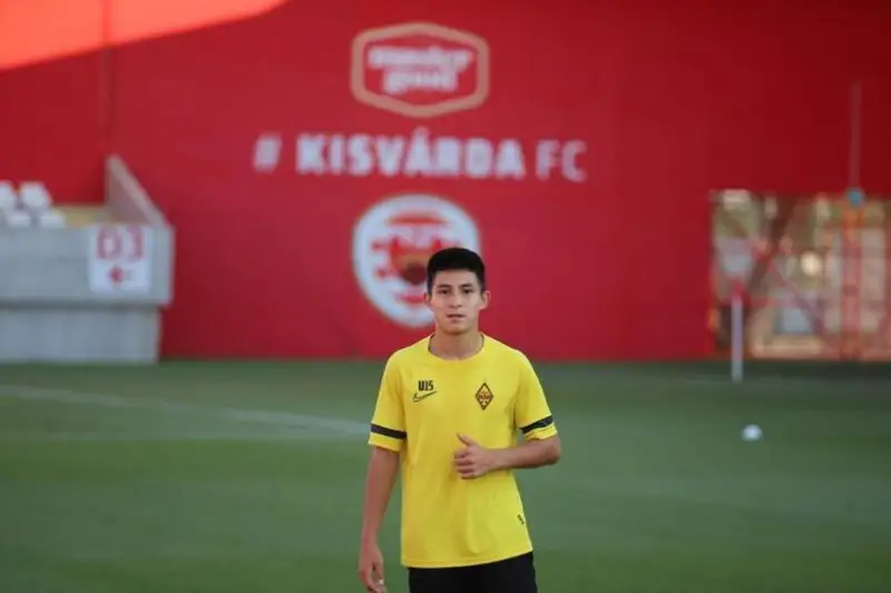 «Кайрат» взял воспитанника академии на матч с «Кишвардой»