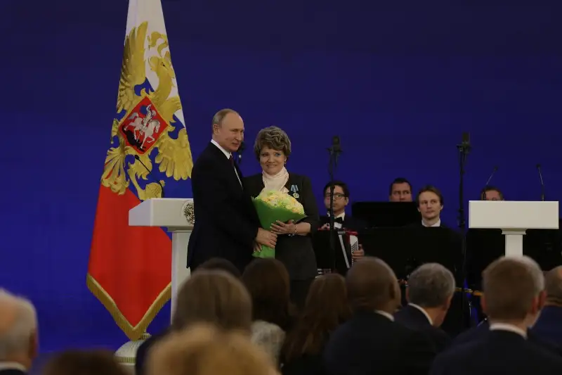 رەسەي پرەزيدەنتى پاۆلودارلىق تۇرعىندى دوستىق وردەنىمەن ماراپاتتادى