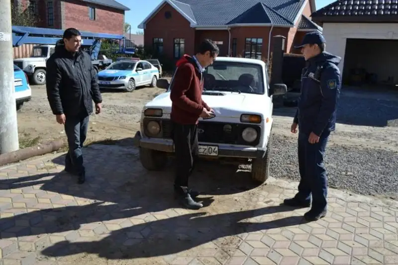 Aqtóbede eki oqýshyny qaǵyp ketken júrgizýshi 5 kúnnen soń ustaldy