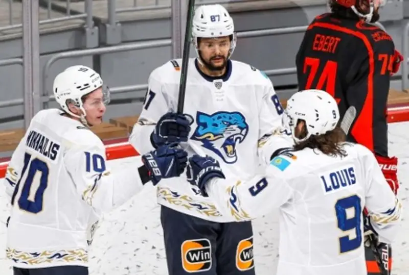 «Барыс» сыграет с «Трактором» на Кубке губернатора Челябинской области