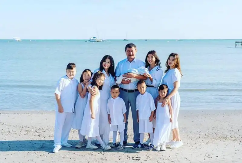 Многодетная семья из Актау примет участие в национальном конкурсе «Мерейлі отбасы»