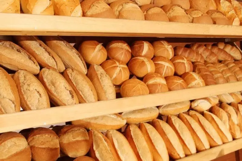 اتىراۋدا نان قىمباتتادى