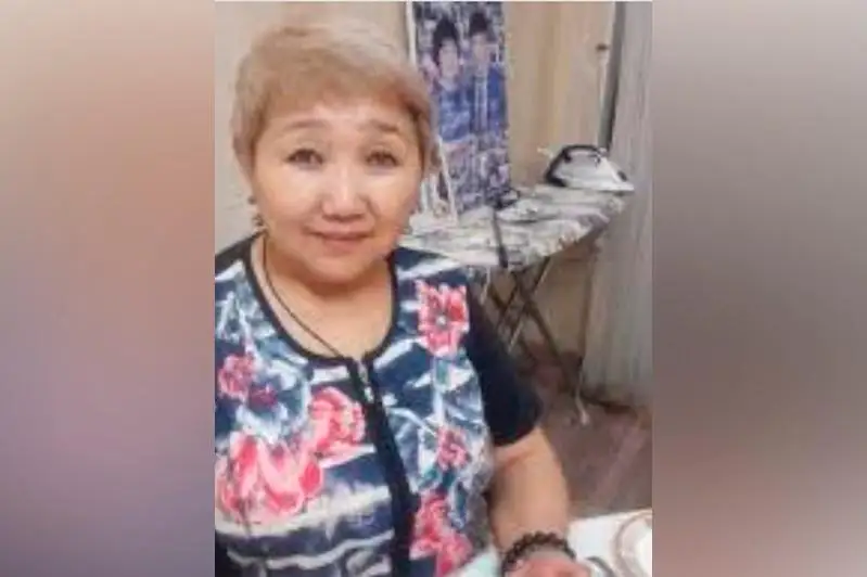 Qaraǵandylyq áıel 40 jyl boıy avtobýs júrgizýshisi bolyp jumys istep keledi
