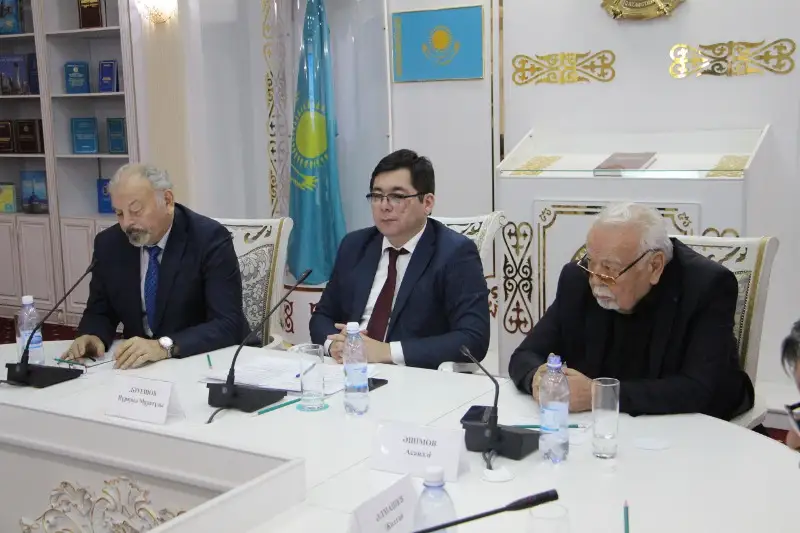 تەاتر ونەرى جونىندەگى كوركەمدىك كەڭەستىڭ رەسپۋبليكالىق وتىرىسى ءوتتى