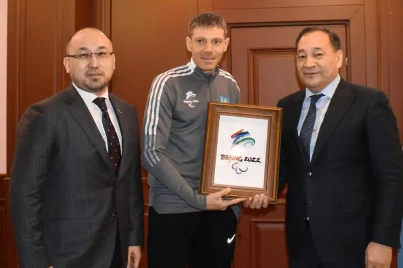 Paralımpıada júldegeri Aleksandr Gerlıts «Qazaqstannyń eńbek sińirgen sport sheberi» atandy