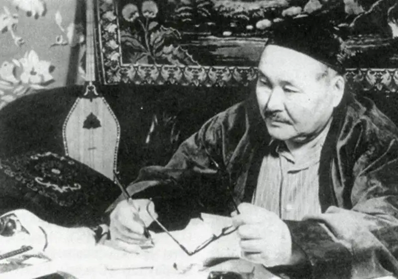 ءسابيت مۇقانوۆ الاش قايراتكەرلەرىنە قيانات جاساعان با؟  