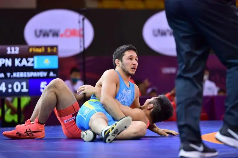 وليمپياداعا ىرىكتەۋ: المات كەبىسپايەۆ شيرەك فينالعا ءوتتى