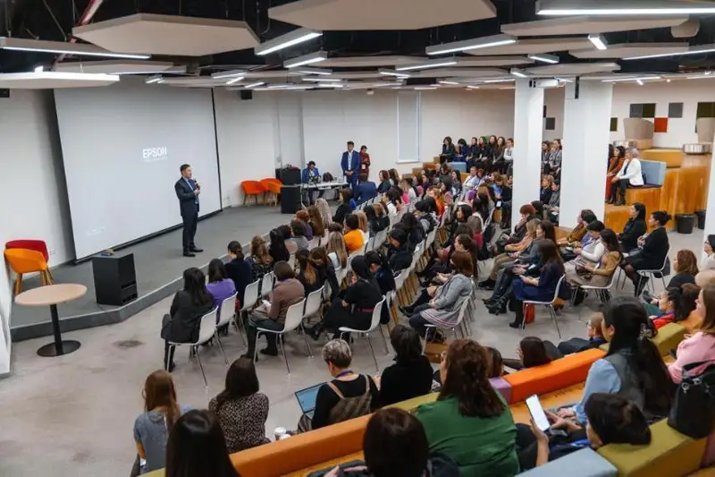 «Казахтелеком» провел мастер-классы гендерного равенства в Алматы