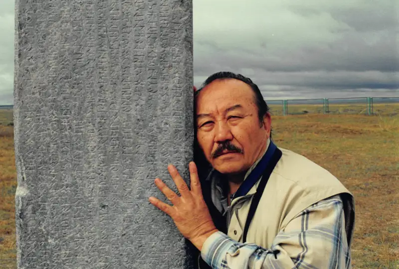 مۇحتار ماعاۋين تۋرالى: قاراكوك نەمەسە «وتكىردىڭ ءجۇزى» - تۇرسىن جۇرتباي