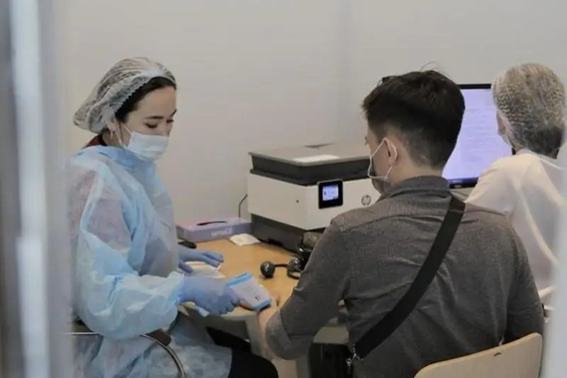 ەلورداداعى مەكتەپ مۇعالىمدەرىنىڭ %85 ۆاكسينا الدى