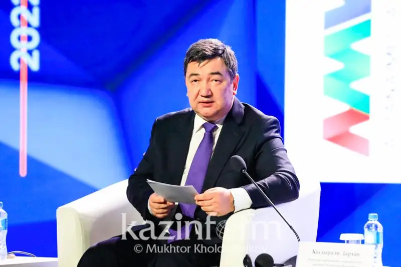 Министерство информации РК намерено работать с компаниями Meta и TikTok