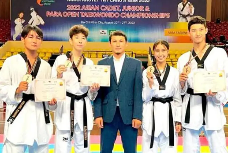 Казахстан завоевал четыре медали на юниорском чемпионате Азии по таэквондо