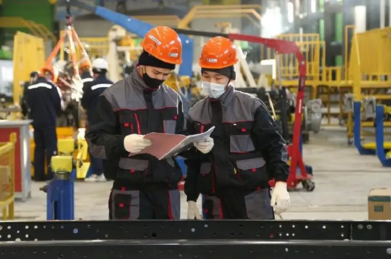 Как решают проблему молодежной безработицы в Карагандинской области