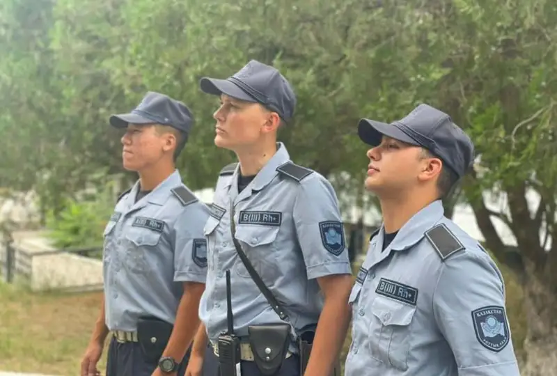 Гвардейцы Шымкента спасли мужчину от самоубийства