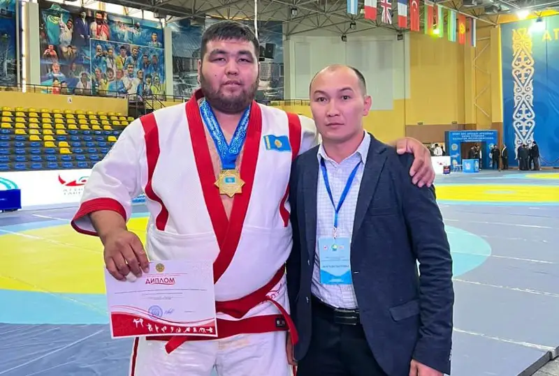«Qara býra» Nurdáýlet Jarylqapov el chempıony atandy