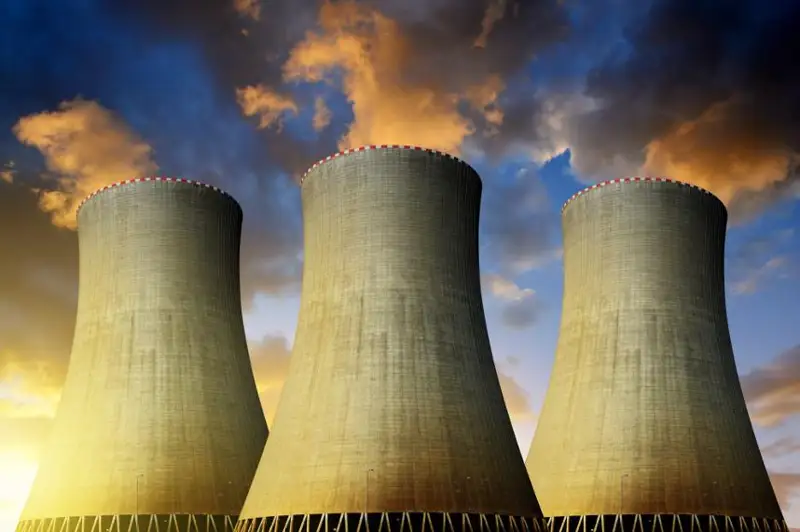 Jylý elektr ortalyǵynyń aqaýyn retteı almaǵan vedomstvo AES-ti qalaı ustap turady