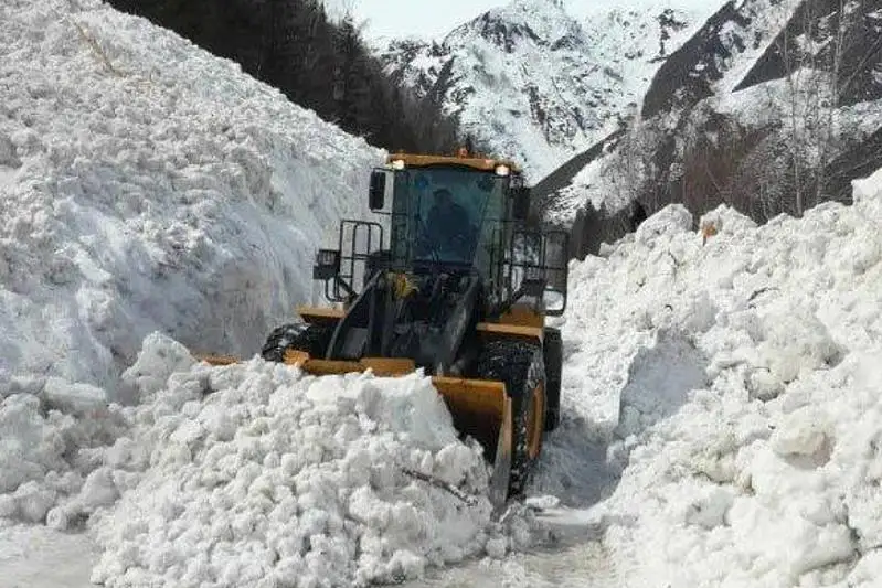 Семь лавиноопасных участков очистили в ВКО