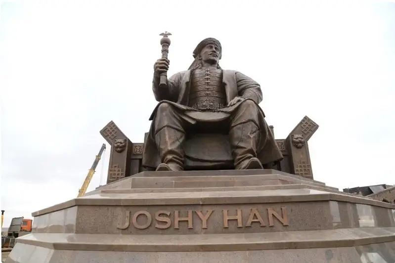 جەزقازعاندا جوشى حان تاريحي- مادەني كەشەنىنىڭ قۇرىلىسى قارقىندى ءجۇرىپ جاتىر