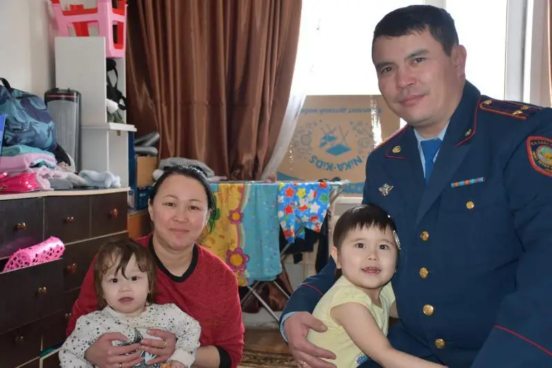 Наурыз в каждый дом: полицейские посетили многодетные семьи Кокшетау