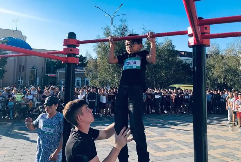 Семьями участвуют на турнире Tartyl Fest в Костанае