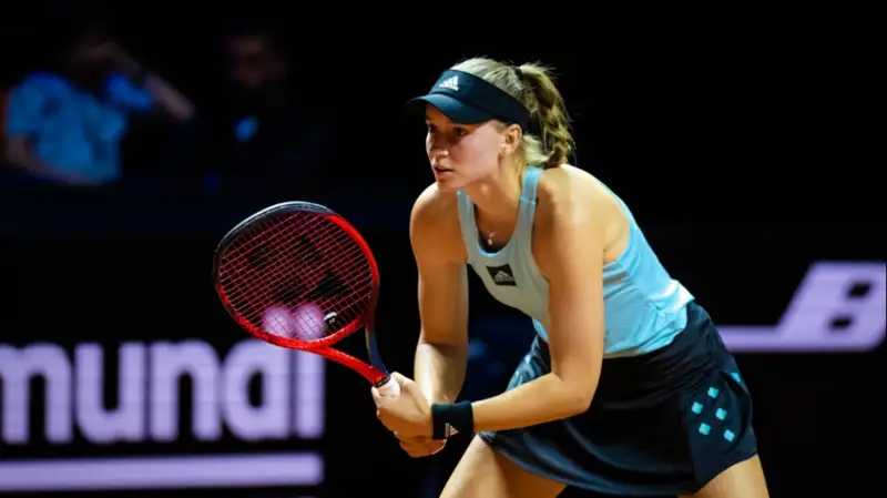Казахстанская теннисистка Елена Рыбакина завершила выступление на турнире в Истбурне