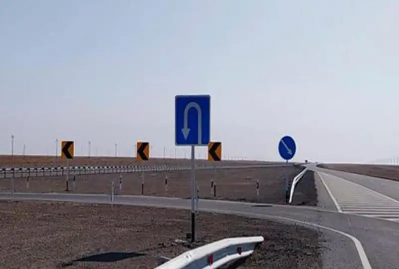 Более 11 тыс. дорожных знаков установят в Казахстане