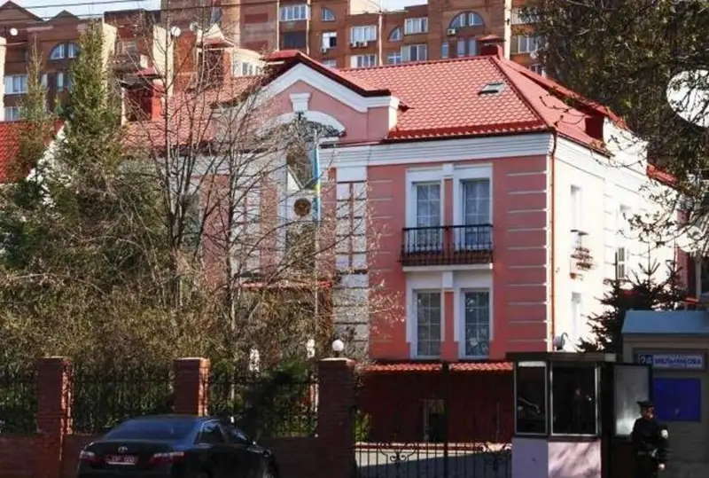 Елшілік Қазақстан азаматтарын мүмкіндігінше Украина аумағынан кетуге шақырды