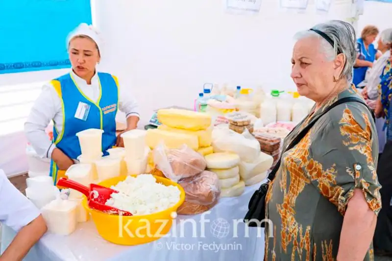 Предельные цены на кефир и творог установят в СКО