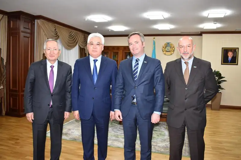 Қазақстан мен Франция ғарыш пен қорғаныс өнеркәсібіндегі ынтымақтастықты кеңейтеді