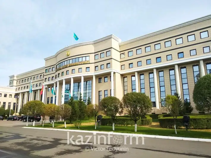 گونكونگتاعى ەرەۋىل كەزىندە 2 قازاقستاندىق كومەككە جۇگىندى