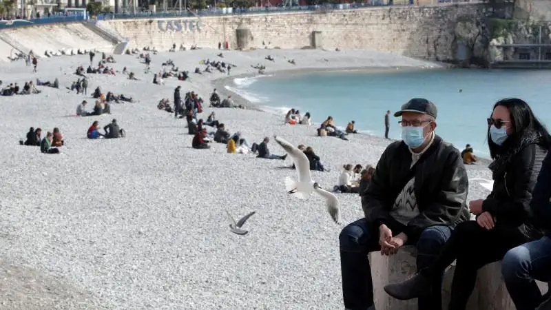 دۇنيەجۇزىلىك دەنساۋلىق ساقتاۋ ۇيىمى الەمدەگى كوروناۆيرۋس جاعدايىنا باعا بەردى