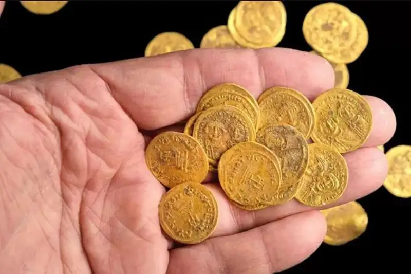 Монеты VII века из чистого золота нашли в Израиле