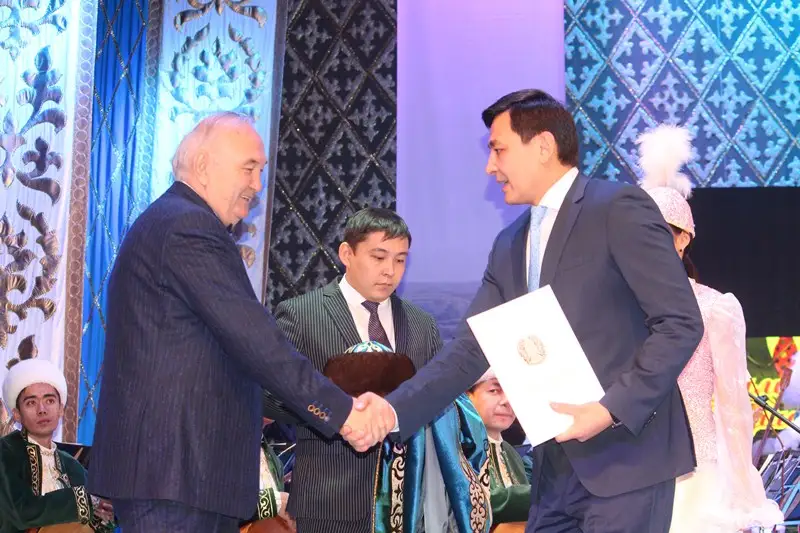 Ақ Жайықта ақын Есенғали Раушановтың кеші өтті