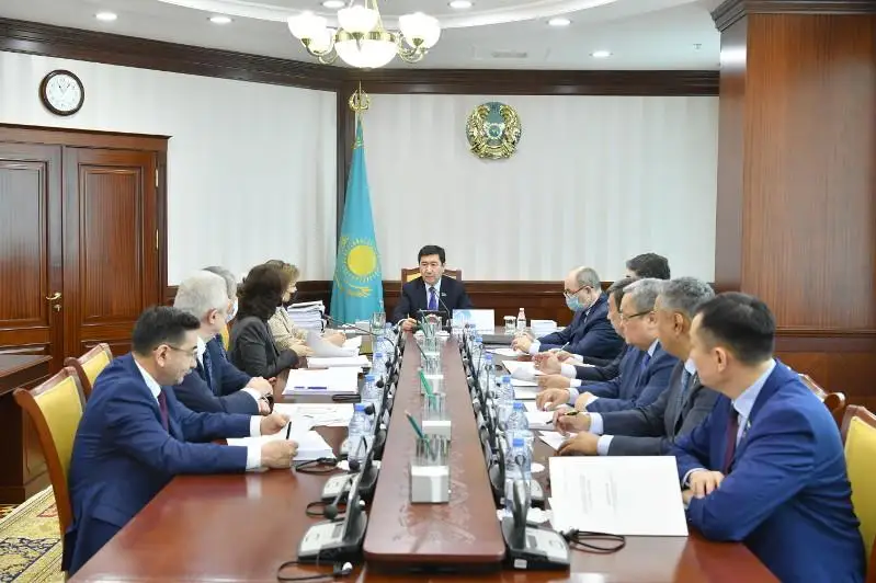 Бюро Мажилиса определило вопросы пленарного заседания Палаты