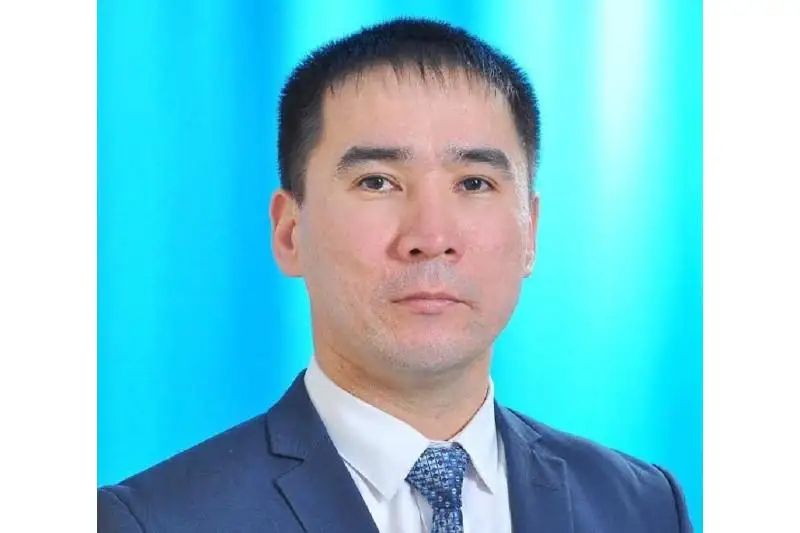 ساياسي قۋعىن- سۇرگىن: ادامدار ءبىر اۋىز ءسوزى ءۇشىن جازىقسىز جاۋ اتاندى – تاريحشى